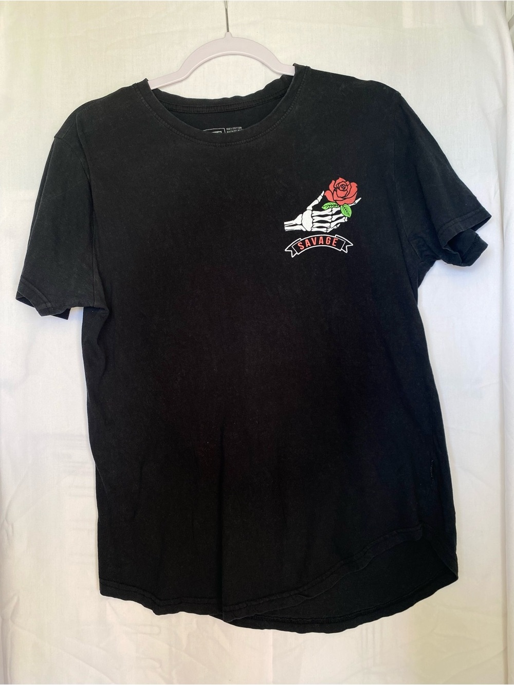 DK Savage Skeleton
Hand Rose Graphic Crew
Neck Short Sleeve Black women Medium